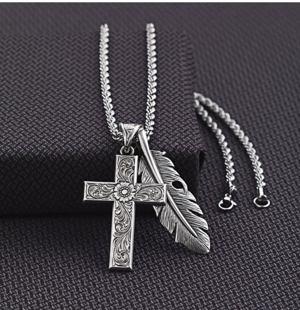 Men’s Silver Cross/Feather Necklace 32140