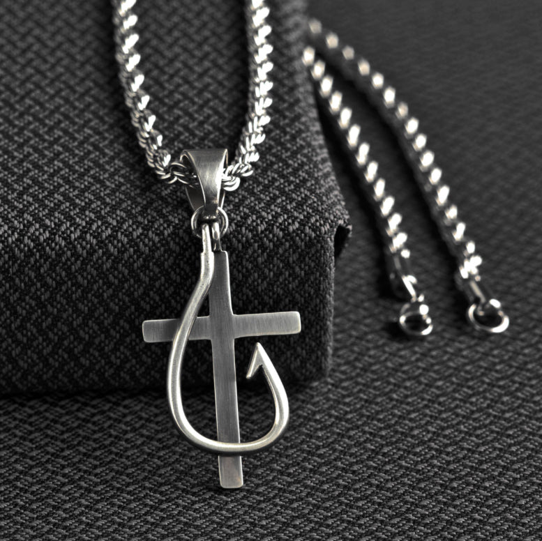 Men’s Cross/Fish Hook Pendant Necklace 32134