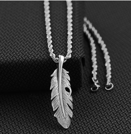 Men’s Silver Feather Necklace 32126